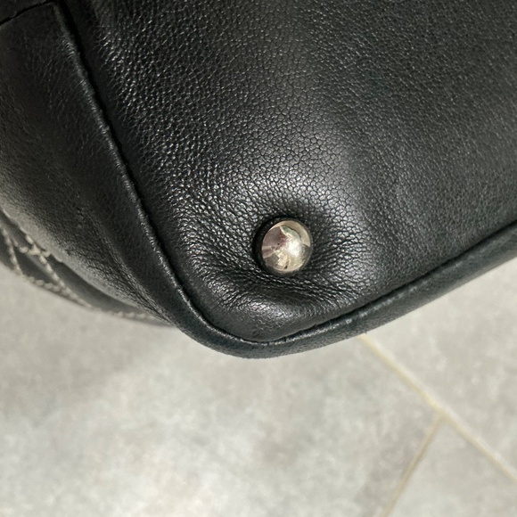 Chanel wild stitch bucket bag - Picture 5 of 15